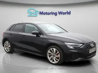 Begagnad Audi A3 Sportback e-tron Competition 241 HK (177 kW) 2021 Svart Halvkombi