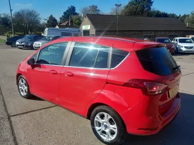 Used Ford B-MAX Zetec 2013 Red MPV
