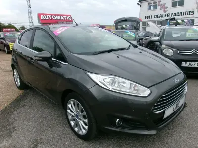 Used Ford Fiesta Titanium X 100 HP (73 kW) 2016 Grey Hatchback