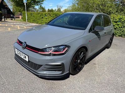 Usado VW Golf VII GTI 290 HP (213 kW) 2019 Cinzento Citadino