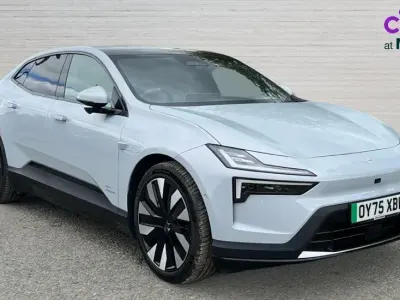 Usado Polestar 4 Plus 200 kW (272 CV) 2025 Plateado SUV