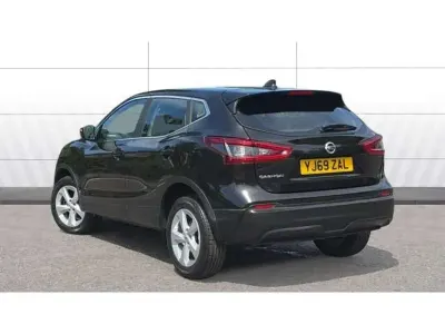 Used Nissan Qashqai Acenta Premium 140 HP (102 kW) 2020 Black SUV