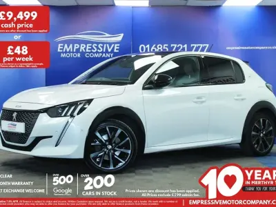 Used Peugeot 208 Premium 100 HP (73 kW) 2021 White Hatchback