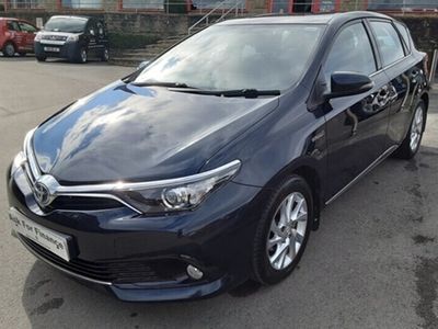 Toyota Auris Hybrid