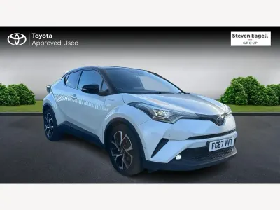 Used Toyota C-HR 122 HP (89 kW) 2017 White SUV