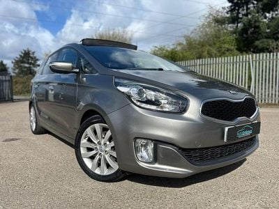 Used Kia Carens 134 HP (98 kW) 2014 Silver MPV