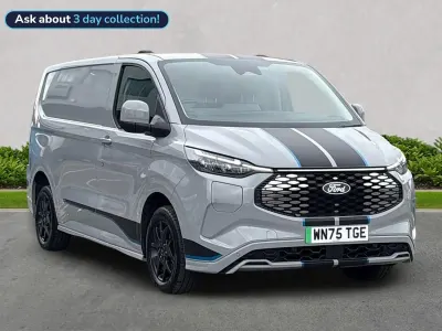 Begagnad Ford E-Transit Sport 160 kW (218 HK) 2025 Grå Van