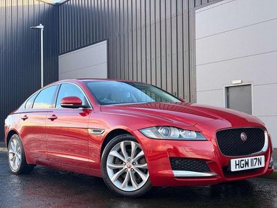 Used Jaguar XF Prestige 180 HP (132 kW) 2017 Red Sedan