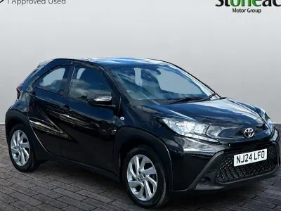Used Toyota Aygo X PURE 72 HP (52 kW) 2024 Black SUV