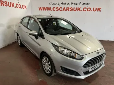 Używany Ford Fiesta Style 2014 Srebrny Hatchback