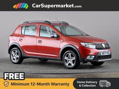Used Dacia Sandero Ambiance 90 HP (66 kW) 2017 Red Hatchback