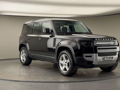Used Land Rover Defender SE 250 HP (183 kW) 2023 Santorini black SUV
