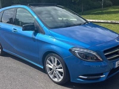 Mercedes B200