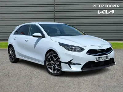 Used Kia Ceed 158 HP (116 kW) 2023 White Hatchback