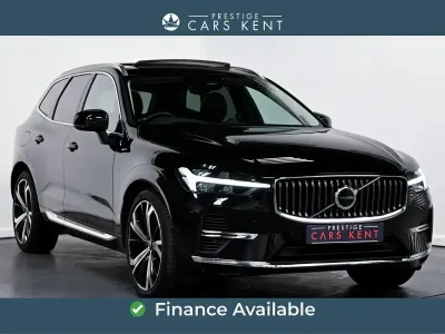 Begagnad Volvo XC60 Ultimate 455 HK (334 kW) 2024 Svart SUV