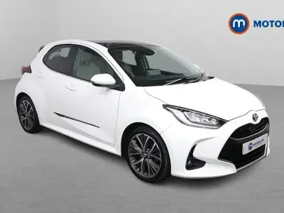 Begagnad Toyota Yaris Hybrid 116 HK (85 kW) 2025 Halvkombi