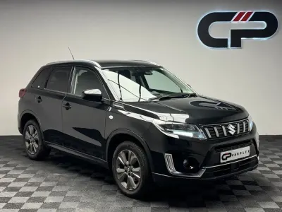 Używany Suzuki Vitara SZ-T 129 KM (94 kW) 2021 Czarny SUV
