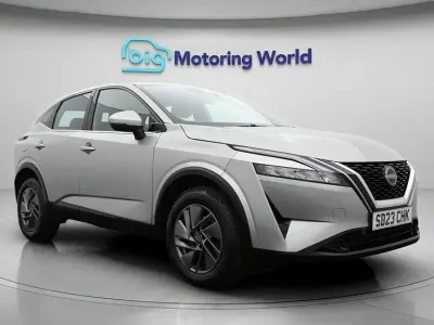 Used Nissan Qashqai Acenta Premium 140 HP (102 kW) 2023 Silver SUV