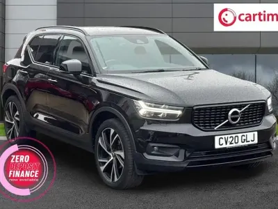 Usado Volvo XC40 R-Design Pro 163 HP (119 kW) 2020 Preto SUV