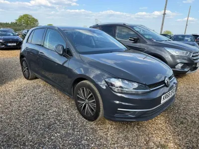 Używany VW Golf VII SE 115 KM (84 kW) 2018 Szary Hatchback