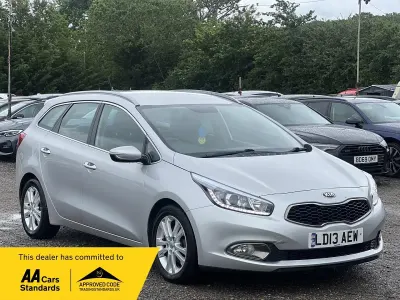 Used Kia Ceed 128 HP (94 kW) 2013 Silver Hatchback