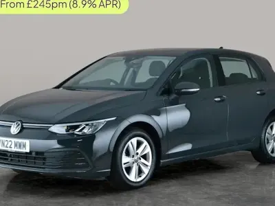 Used VW Golf VIII Life 150 HP (110 kW) 2024 Hatchback