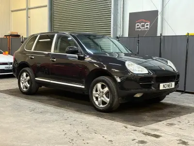 Used Porsche Cayenne 250 HP (183 kW) 2006 Black SUV