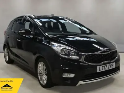 Used Kia Carens