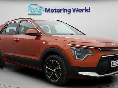 Used Kia Niro 141 HP (103 kW) 2023 Orange SUV