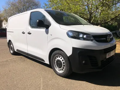Used Vauxhall Vivaro 100 HP (73 kW) 2023 White MPV