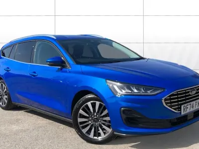 Usado Ford Focus Titanium X 155 HP (114 kW) 2023 Azul Carrinha
