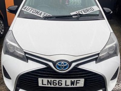 Used Toyota Yaris Hybrid Active 2016 White Hatchback