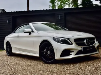 Begagnad Mercedes C200 AMG Line Premium 198 HK (145 kW) 2019 Vit Cab