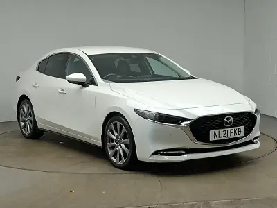 Begagnad Mazda 3 Inclusive 180 HK (132 kW) 2021 Vit Sedan