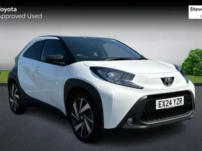 Used Toyota Aygo X 72 HP (52 kW) 2024 White SUV
