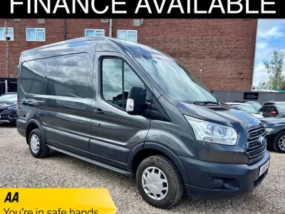 Usado Ford Transit 140 HP (102 kW) 2018 Cinzento Van
