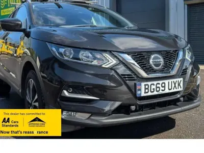 Used Nissan Qashqai N-Connecta 140 HP (102 kW) 2019 Black SUV
