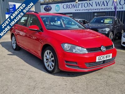Used VW Golf VII SE 110 HP (80 kW) 2015 Red Estate