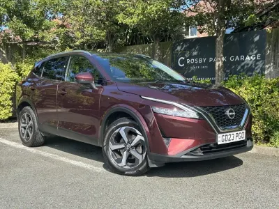 Used Nissan Qashqai N-Connecta 158 HP (116 kW) 2023 Red SUV