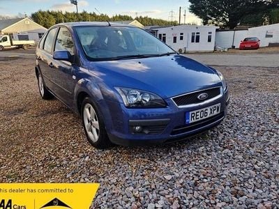 Blue Used 2006 Ford Focus Zetec Hatchback | £1,495 (Fair price)