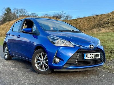 Used Toyota Yaris 2017 Blue Hatchback