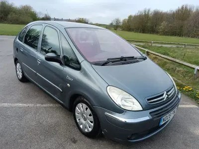 Używany Citroën Xsara Picasso 2008 Szary Minivan