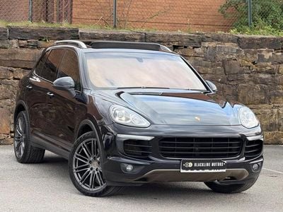 Used Porsche Cayenne 262 HP (192 kW) 2015 Black SUV