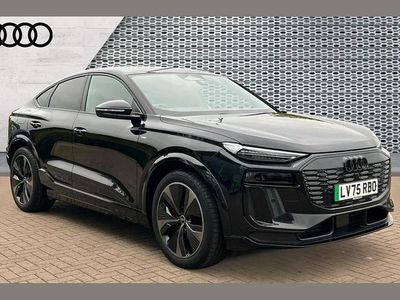 Black Used 2025 Audi Q6 e-tron Advanced SUV | £62,490 (Expensive)