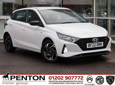 White Used 2022 Hyundai i20 SE Hatchback | £12,990 (Fair price)