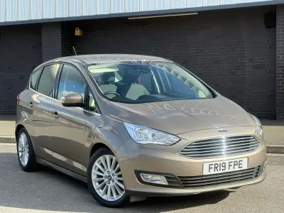 Käytetty Ford C-MAX Titanium 150 HP (110 kW) 2019 Hopea Tila-auto