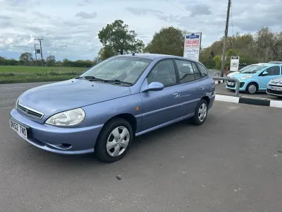 Used Kia Rio LX 82 HP (60 kW) 2002 Blue Hatchback