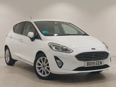 Used Ford Fiesta Titanium 100 HP (73 kW) 2019 White Hatchback