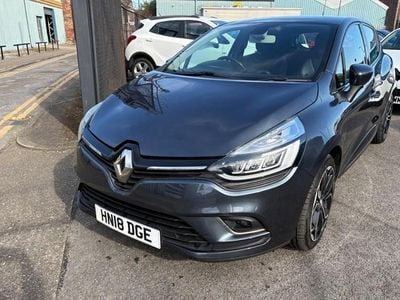 Used Renault Clio IV Dynamique 90 HP (66 kW) 2018 Grey Hatchback