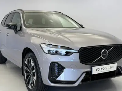 Used Volvo XC60 Plus 250 HP (183 kW) 2025 Silver SUV